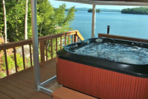 Hot Tub Outdoor by the Lake